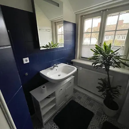 Kleine Kreative Haushaelfte Finja Sylt